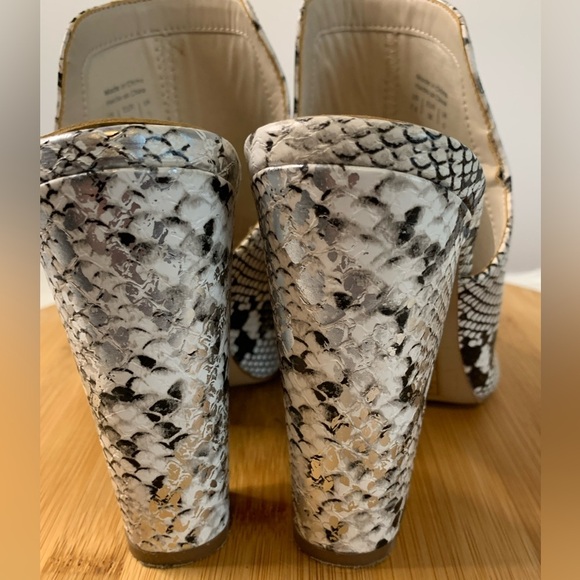 ALDO Black and Cream Snakeskin Mules - Picture 8 of 12